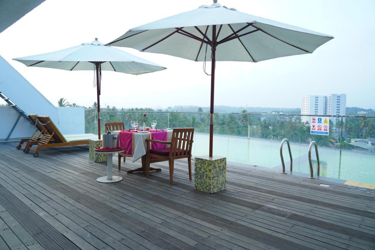Vivin Luxury Suites Тривандрум Экстерьер фото